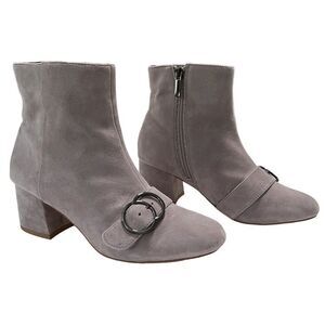 Bleeker & Bond Lacey Light Gray Suede Leather Heeled Ankle Bootie Boots Size 6M